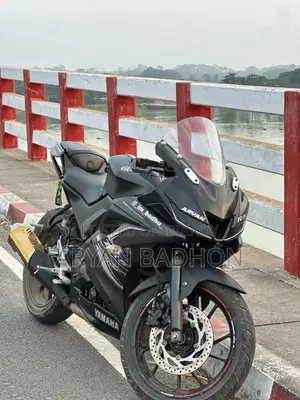 নিউ ইয়ামাহা আর১৫ ভি৩ ২০২২ ব্ল্যাক