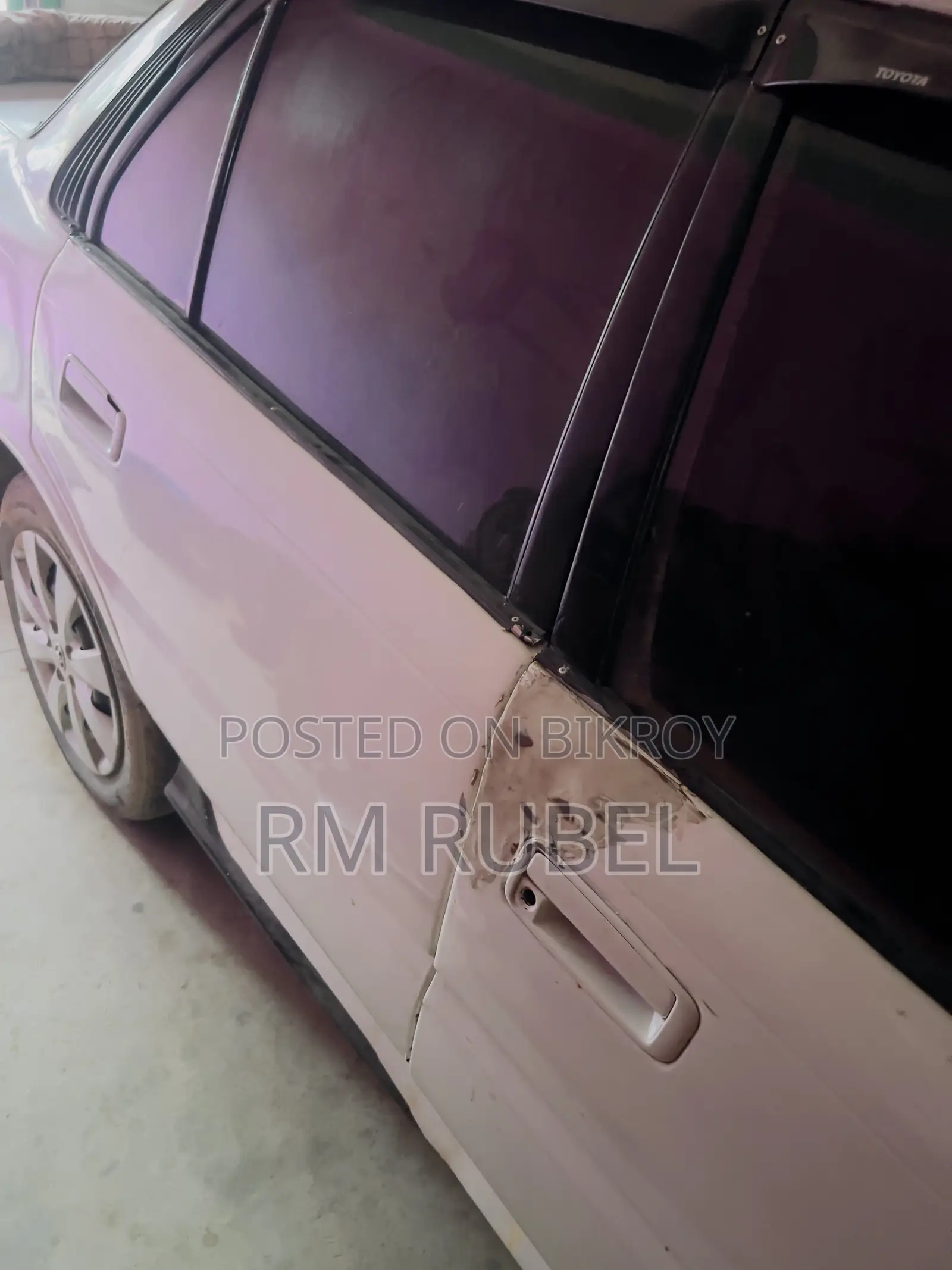 Toyota Corolla Sedan 1990 White