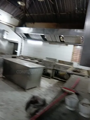8 Bedroom House in Baridhara for Rent