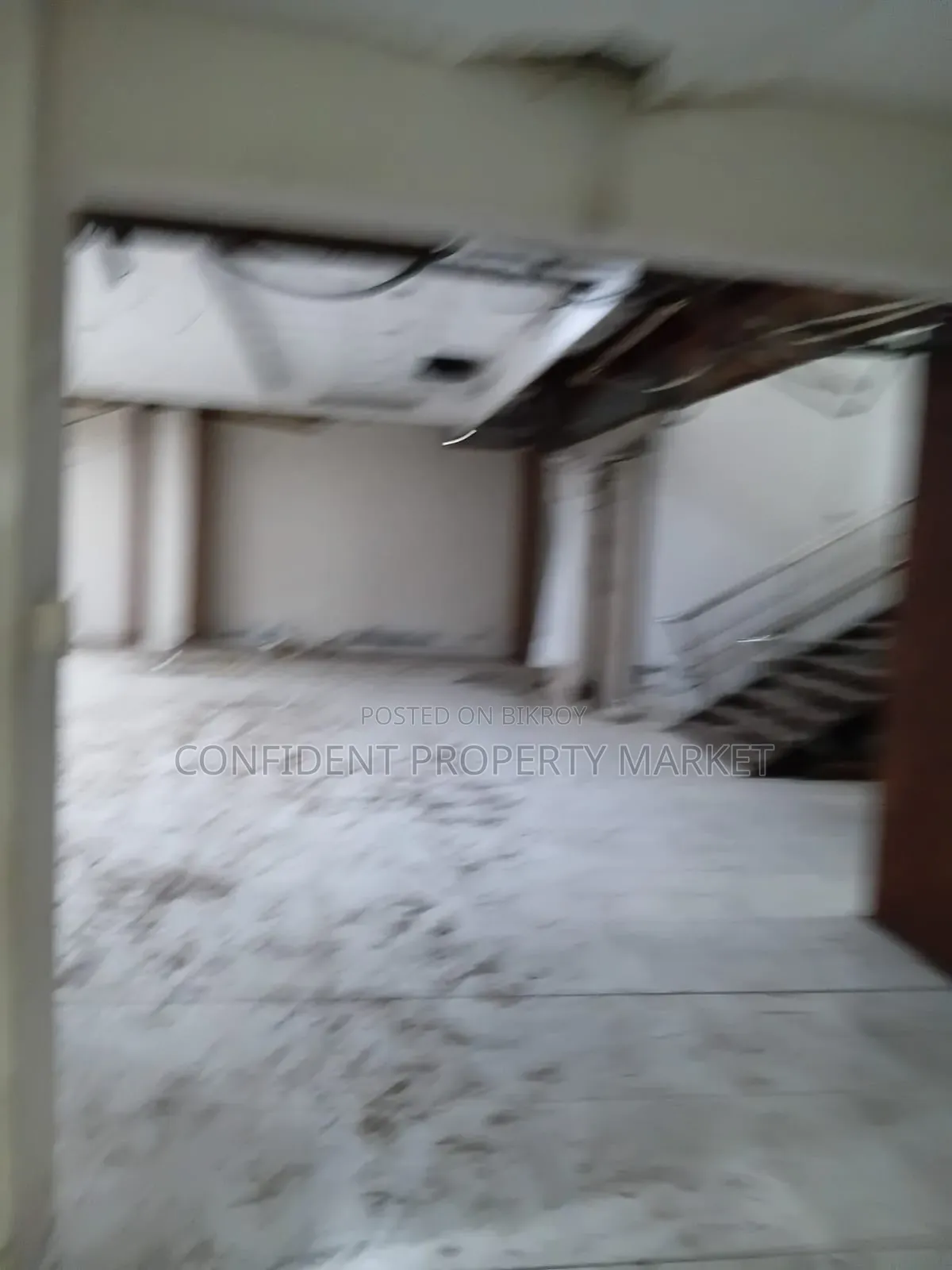 8 Bedroom House in Baridhara for Rent