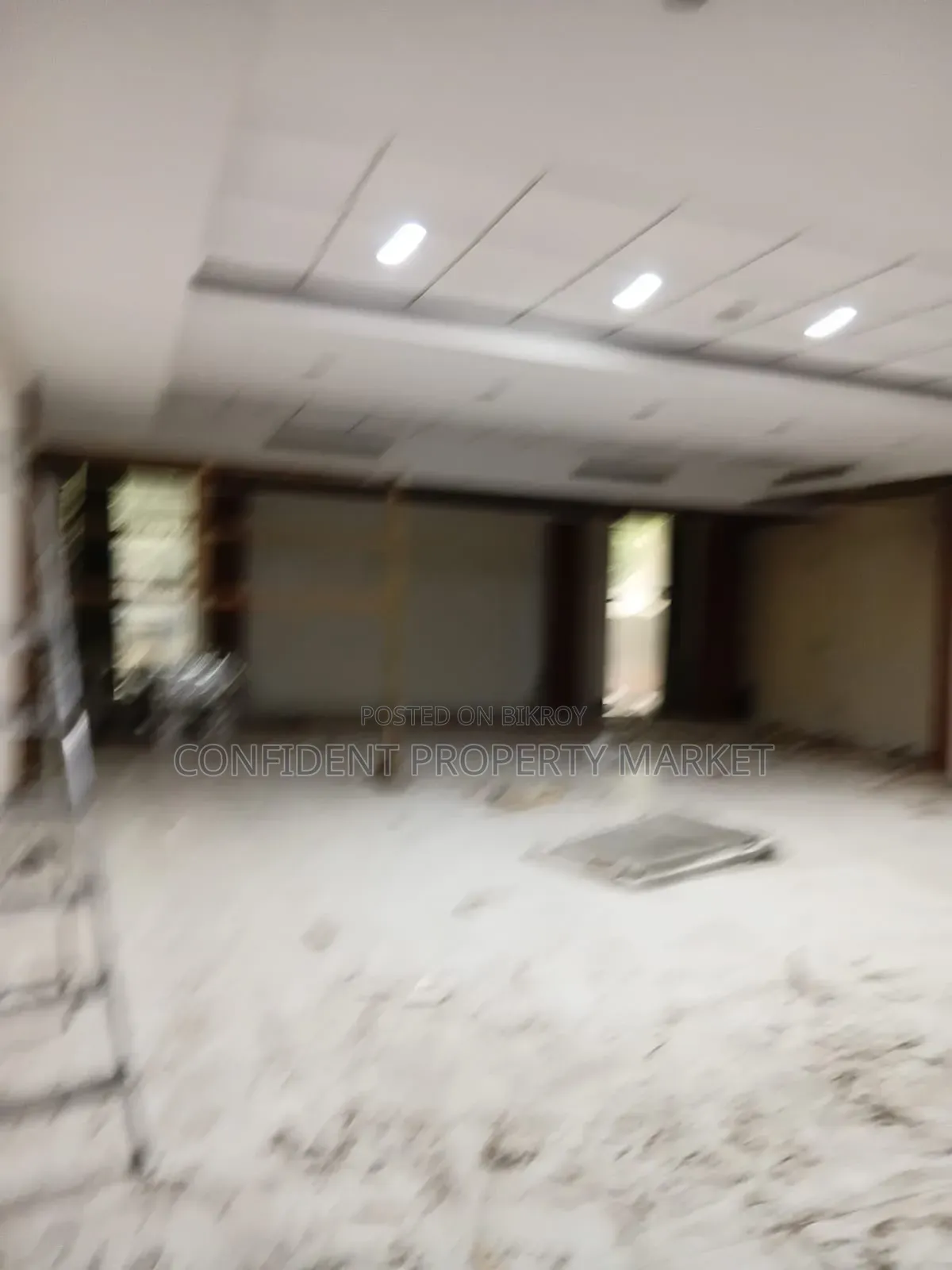 8 Bedroom House in Baridhara for Rent