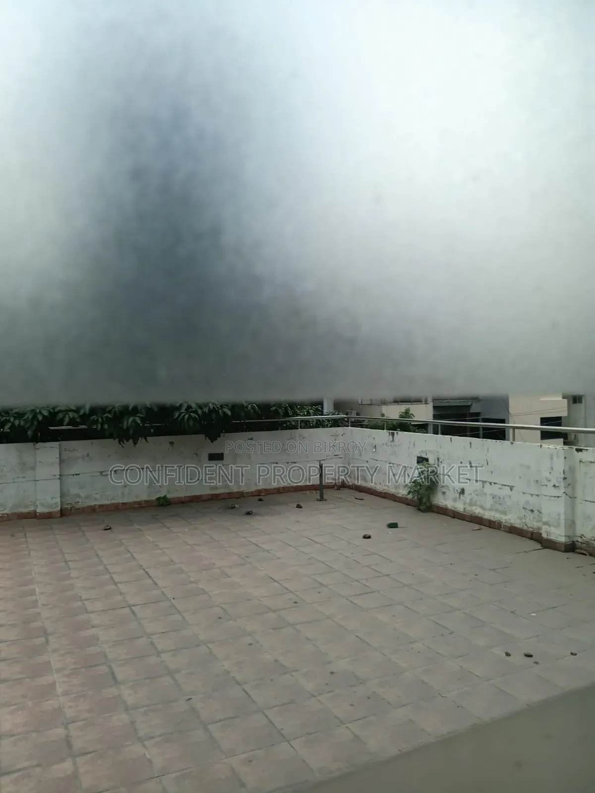 8 Bedroom House in Baridhara for Rent