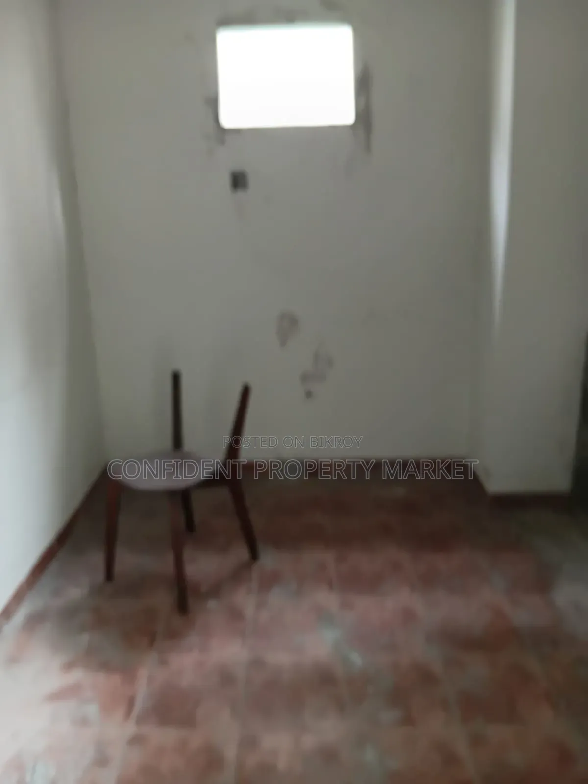 8 Bedroom House in Baridhara for Rent