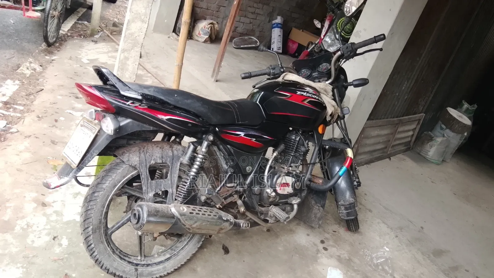 Bajaj Discover 135 2010 Black