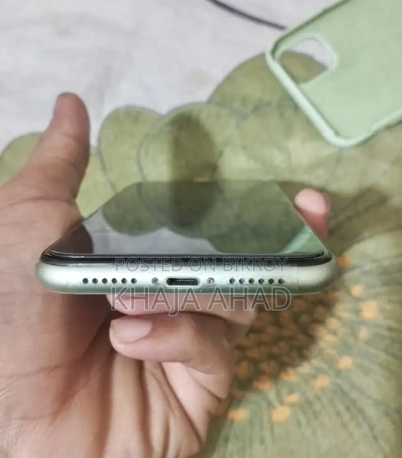 Apple iPhone 11 256 GB Green