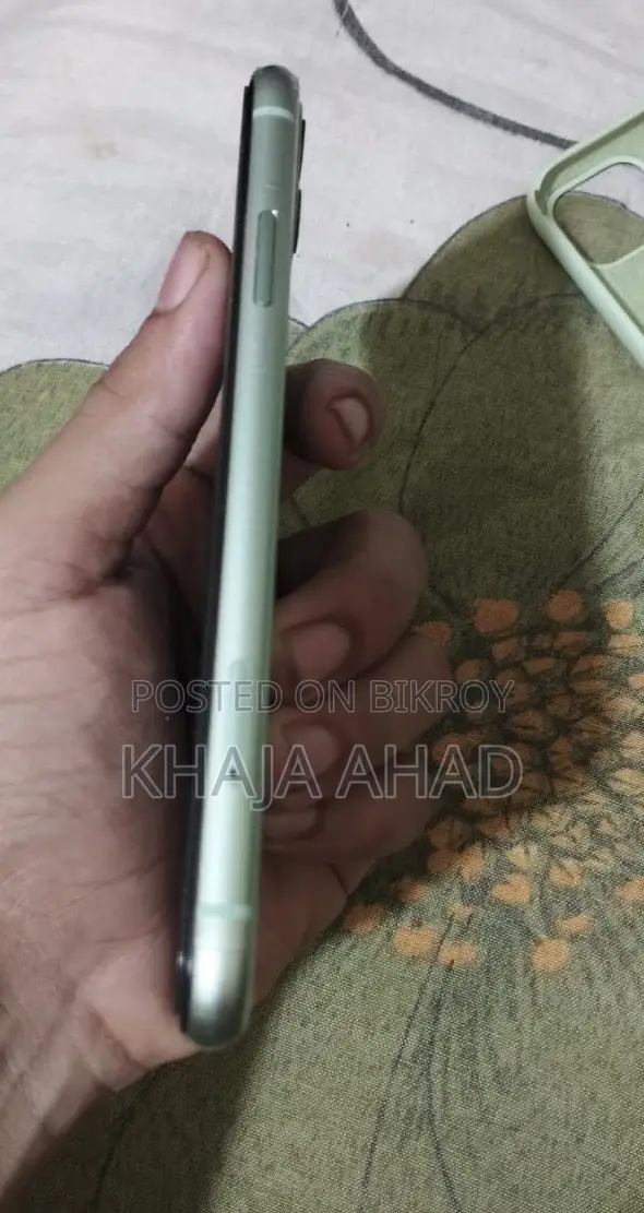 Apple iPhone 11 256 GB Green