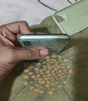 Apple iPhone 11 256 GB Green
