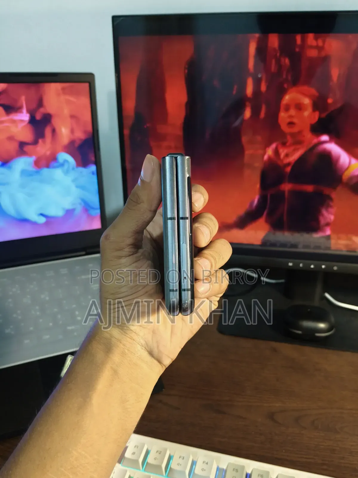 Motorola Razr 2024 256 GB Gray