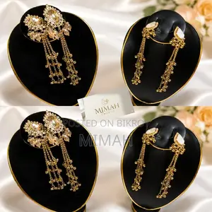 Kasmeri Earrings
