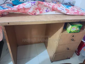 Reading Table