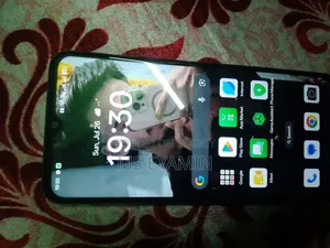 Oppo A18 64 GB Blue