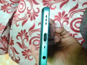 Oppo A18 64 GB Blue