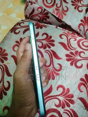 Oppo A18 64 GB Blue