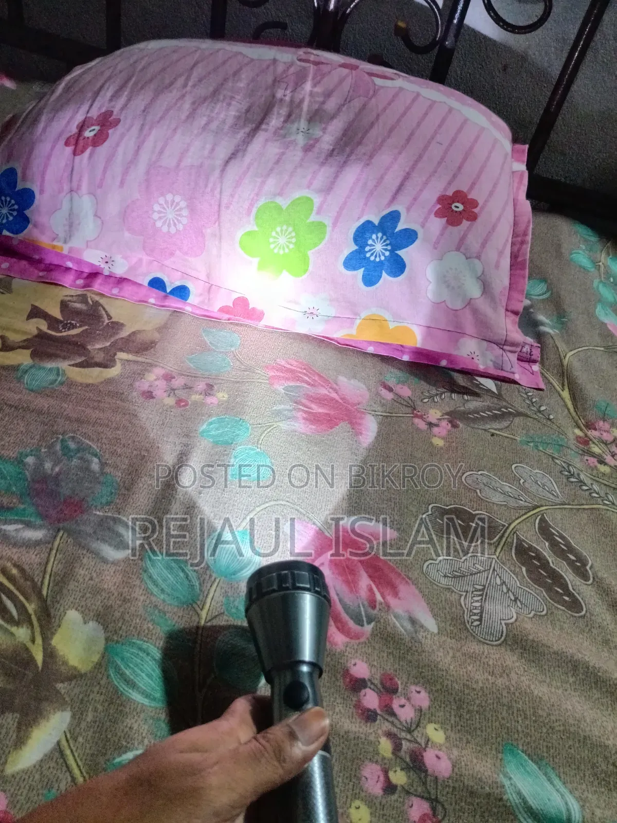Foreign Charger Light