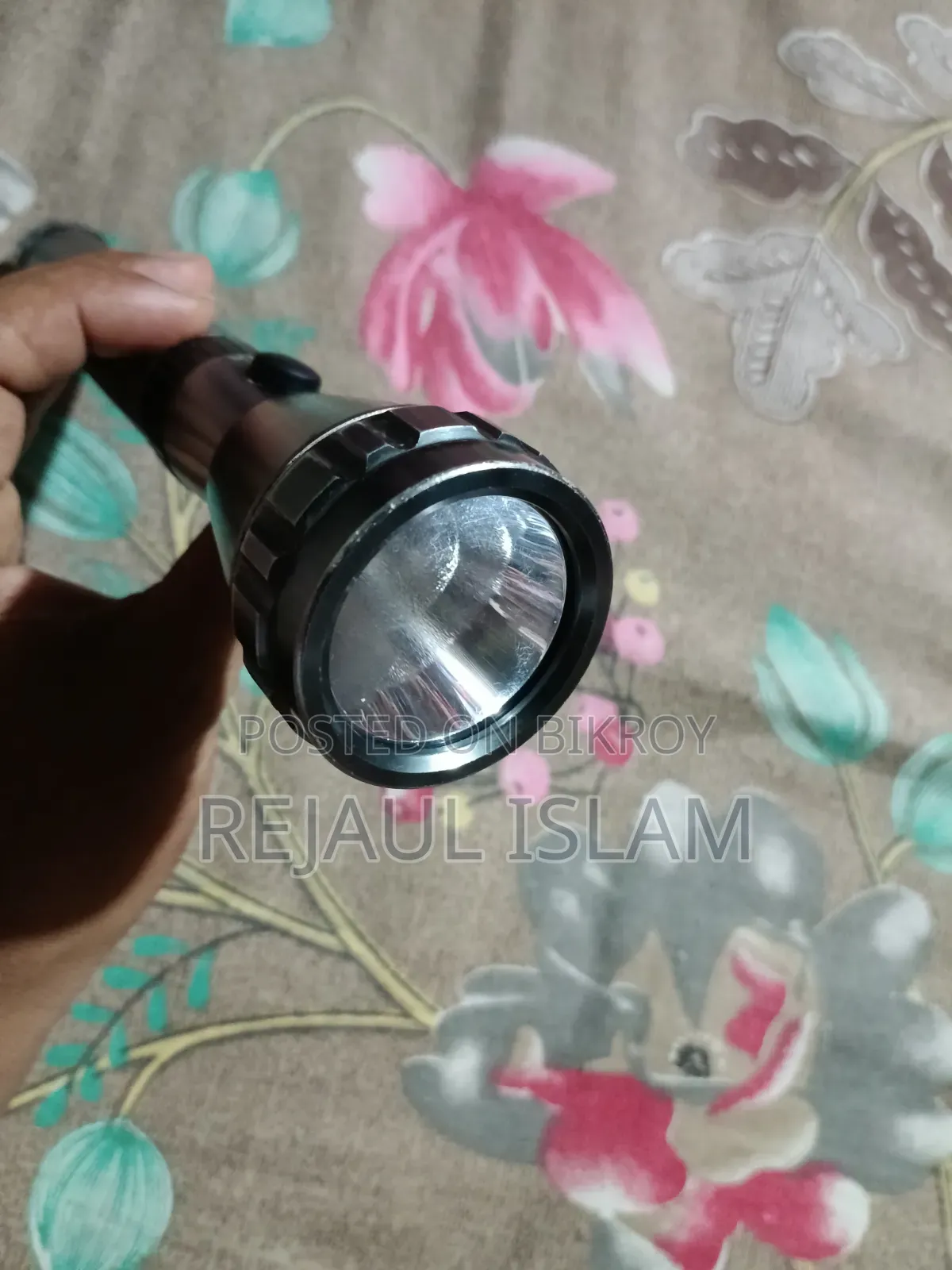 Foreign Charger Light