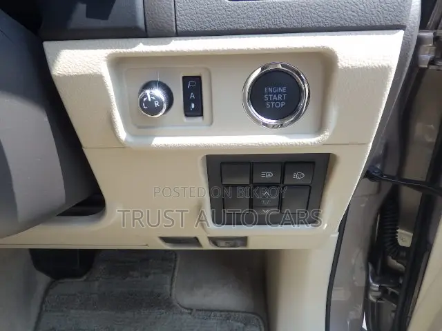 Toyota Land Cruiser Prado 2022 Brown