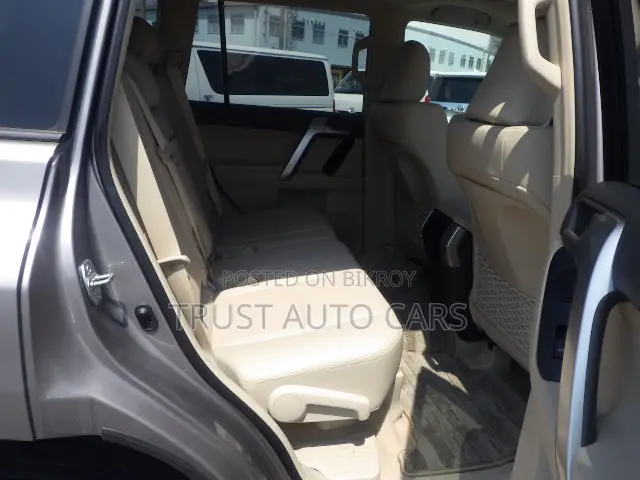 Toyota Land Cruiser Prado 2022 Brown