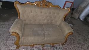Victoria 5 Seat Sofa With Table