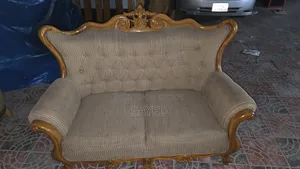 Victoria 5 Seat Sofa With Table