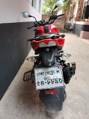 টিভিএস অ্যাপাচি আরটিআর ১৬০ ৪ভি ২০২১ লাল