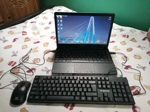 ল্যাপটপ ৪জিবি এএমডি এসএসডি ২৫৬জিবি