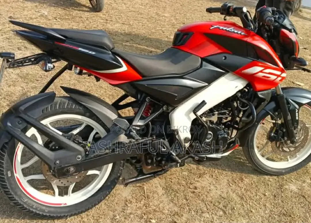 Bajaj Pulsar NS 160 2022 Red