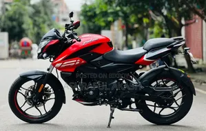 Bajaj Pulsar NS 160 2022 Red