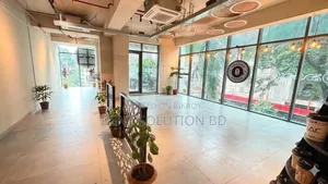 কফি শপের জন্য ১৭০০ বর্গফুটের প্রথম তলার জায়গা