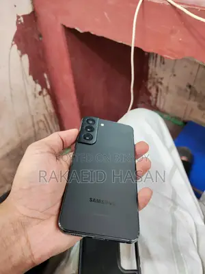 New Samsung Galaxy S22 5G 256 GB Black