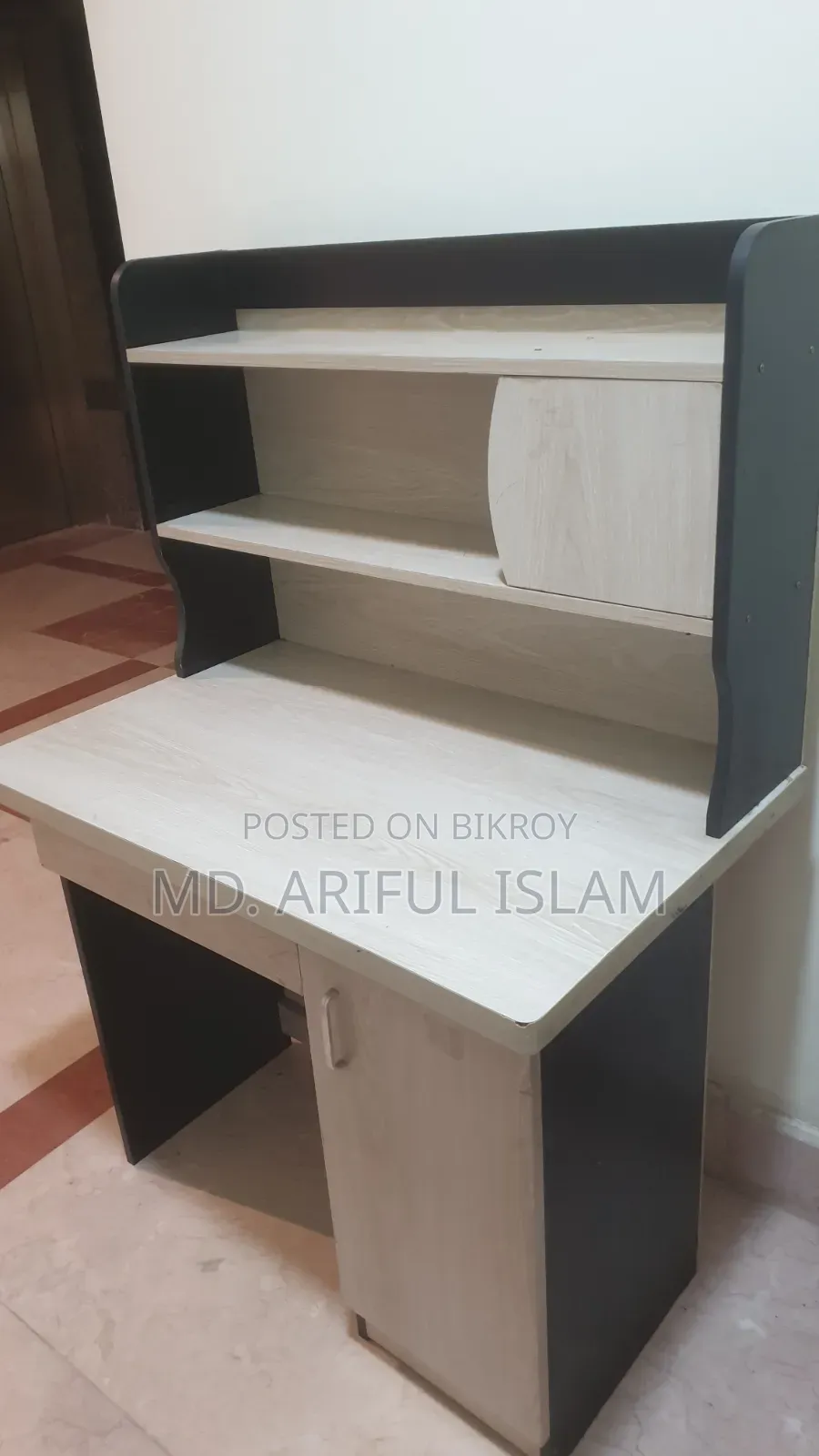 Reading Table