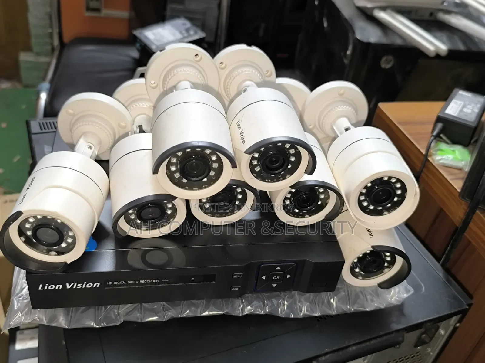CCTV Package 8pc Camera 8ch NVR 500hdd