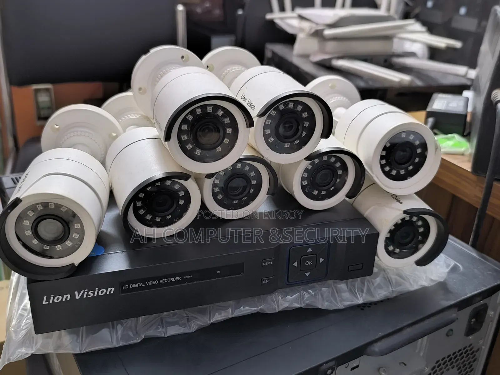 CCTV Package 8pc Camera 8ch NVR 500hdd