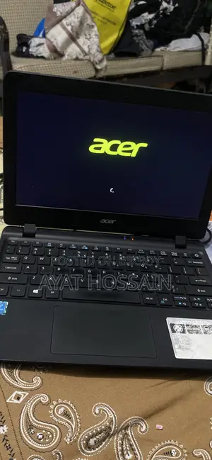 Laptop Acer Aspire ES1-132 4GB Intel Celeron HDD 500GB