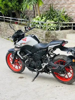 Yamaha R1 2021 White