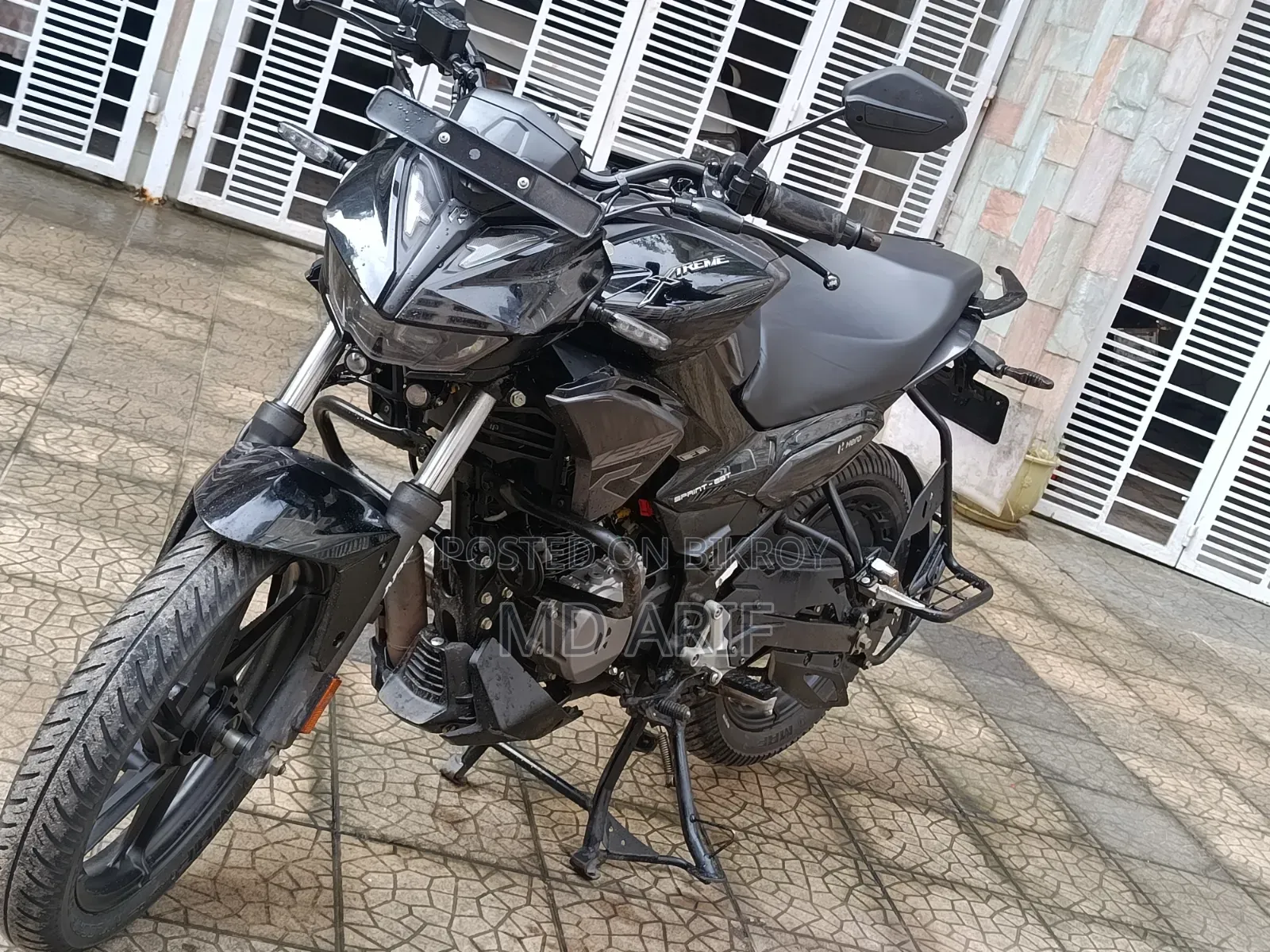 New Hero Xtreme 125R 2025 Black