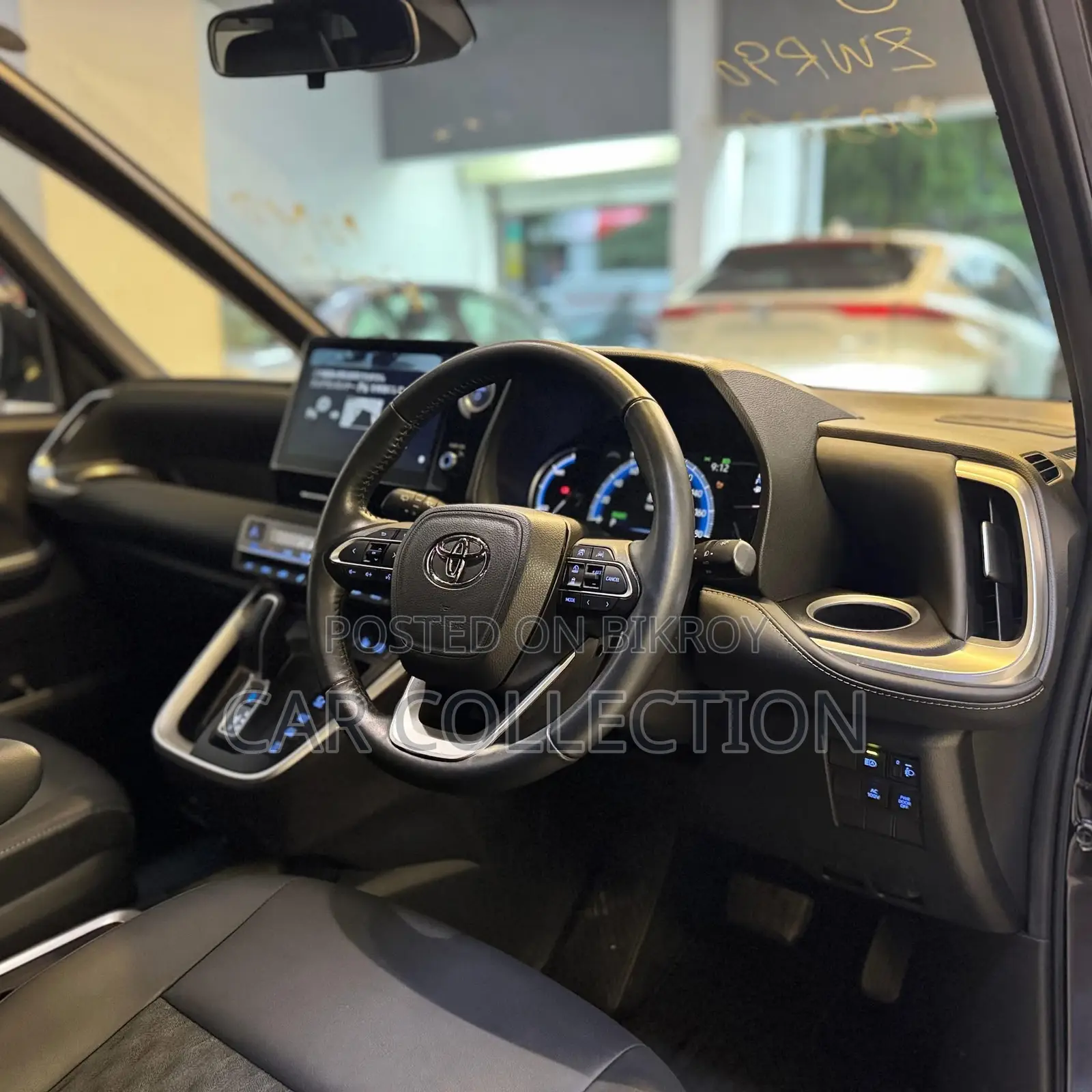 Toyota Noah 2022 Black