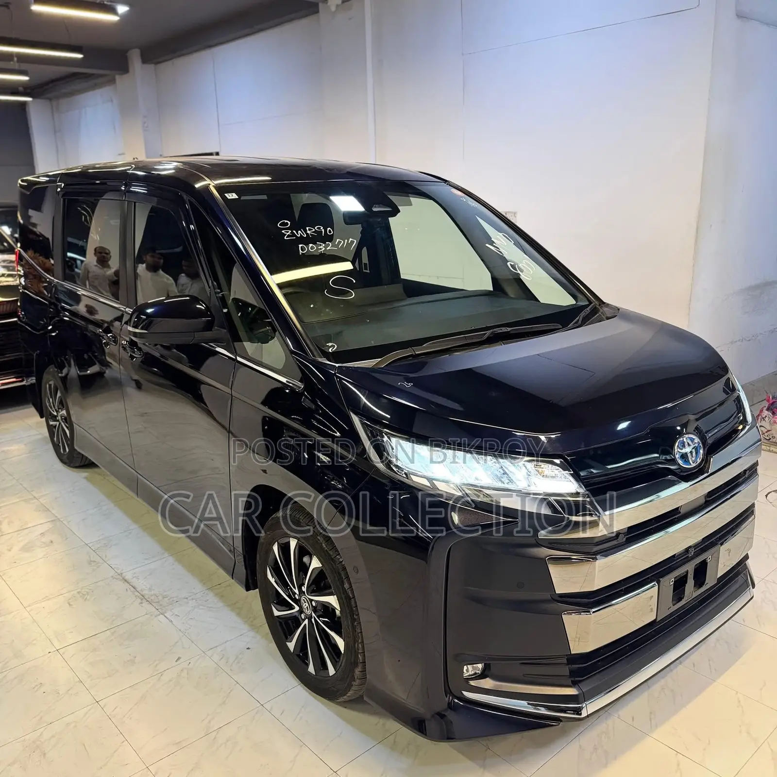 Toyota Noah 2022 Black