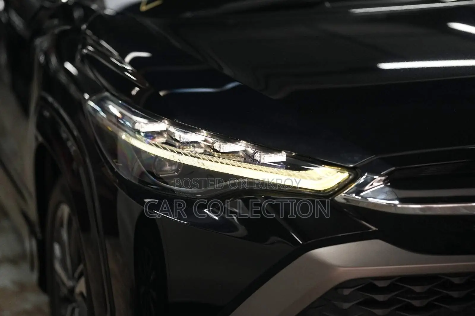 Toyota Corolla Cross 1.8 Hybrid AWD 2022 Black