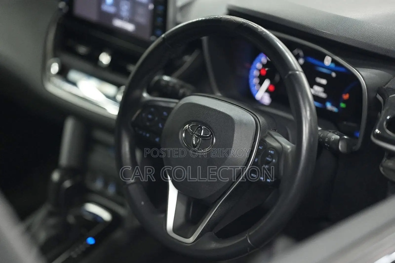 Toyota Corolla Cross 1.8 Hybrid AWD 2022 Black