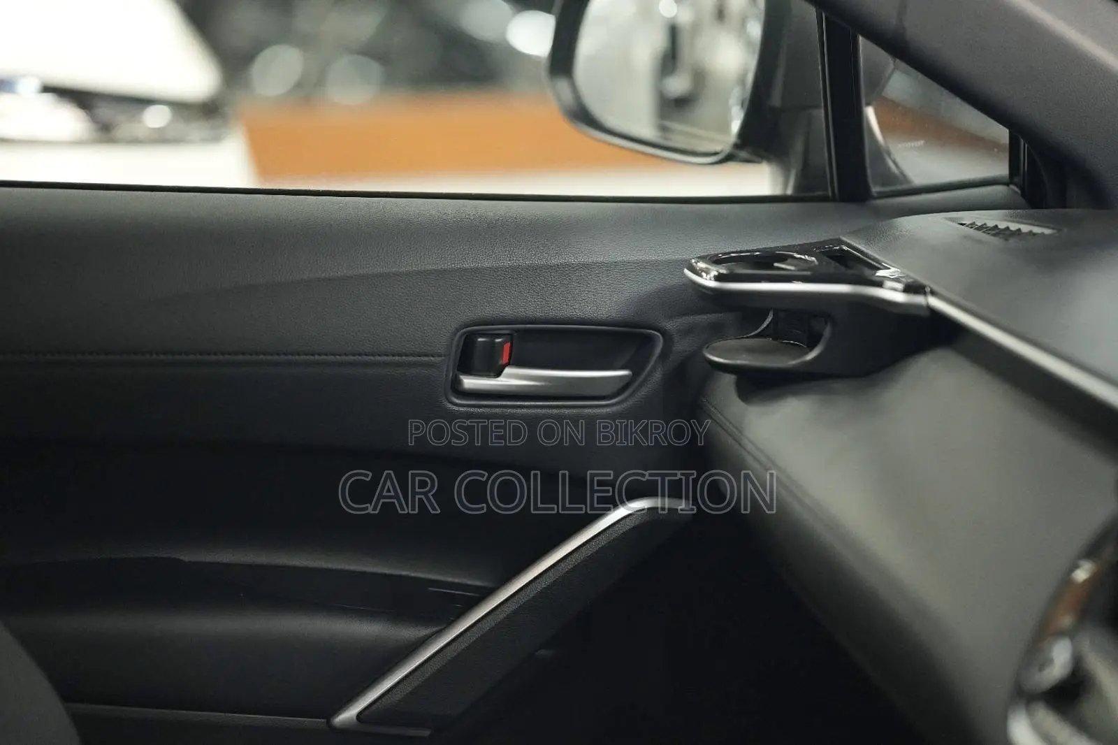 Toyota Corolla Cross 1.8 Hybrid AWD 2022 Black