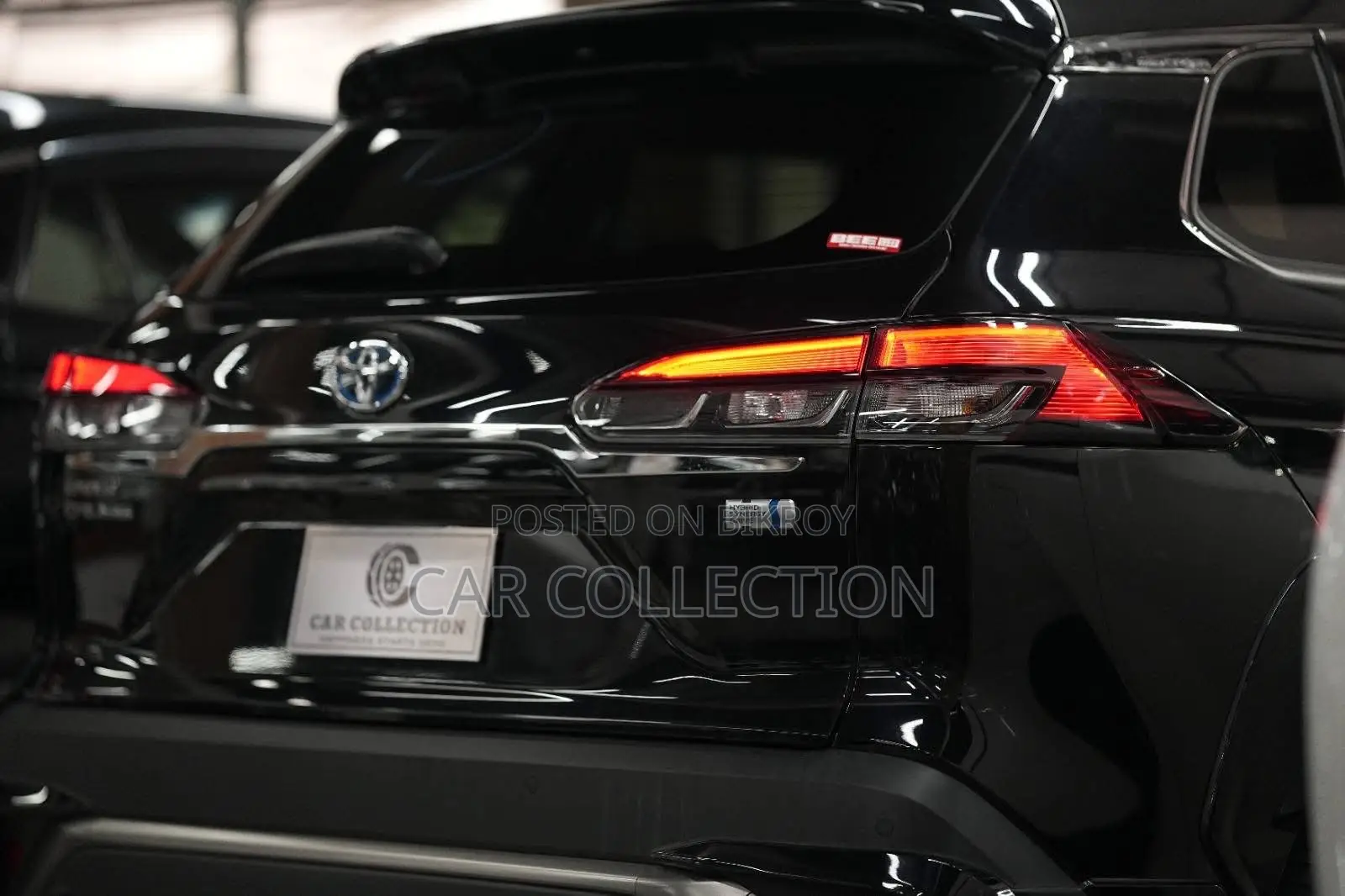 Toyota Corolla Cross 1.8 Hybrid AWD 2022 Black