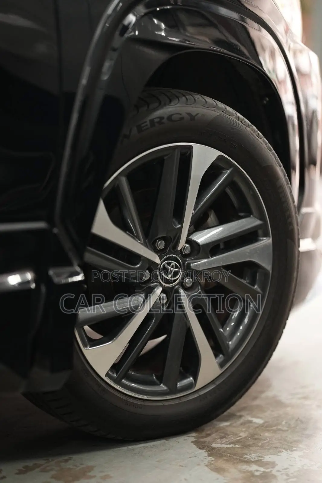 Toyota Corolla Cross 1.8 Hybrid AWD 2022 Black