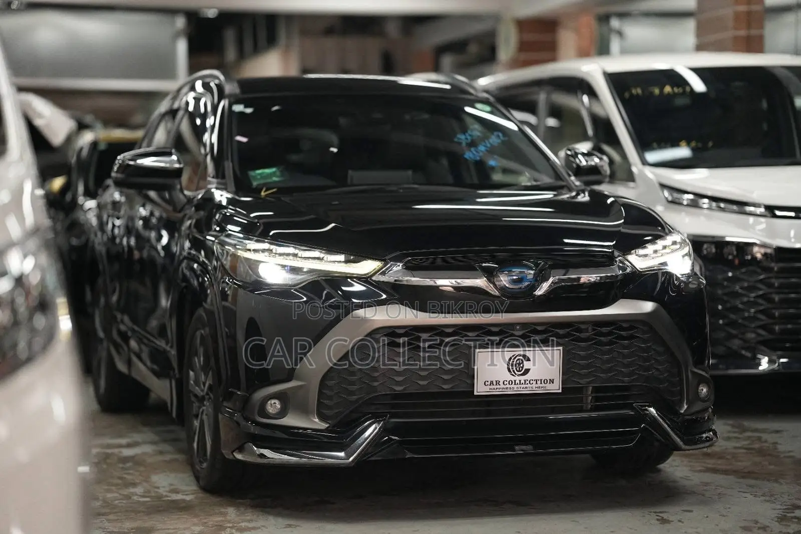 Toyota Corolla Cross 1.8 Hybrid AWD 2022 Black