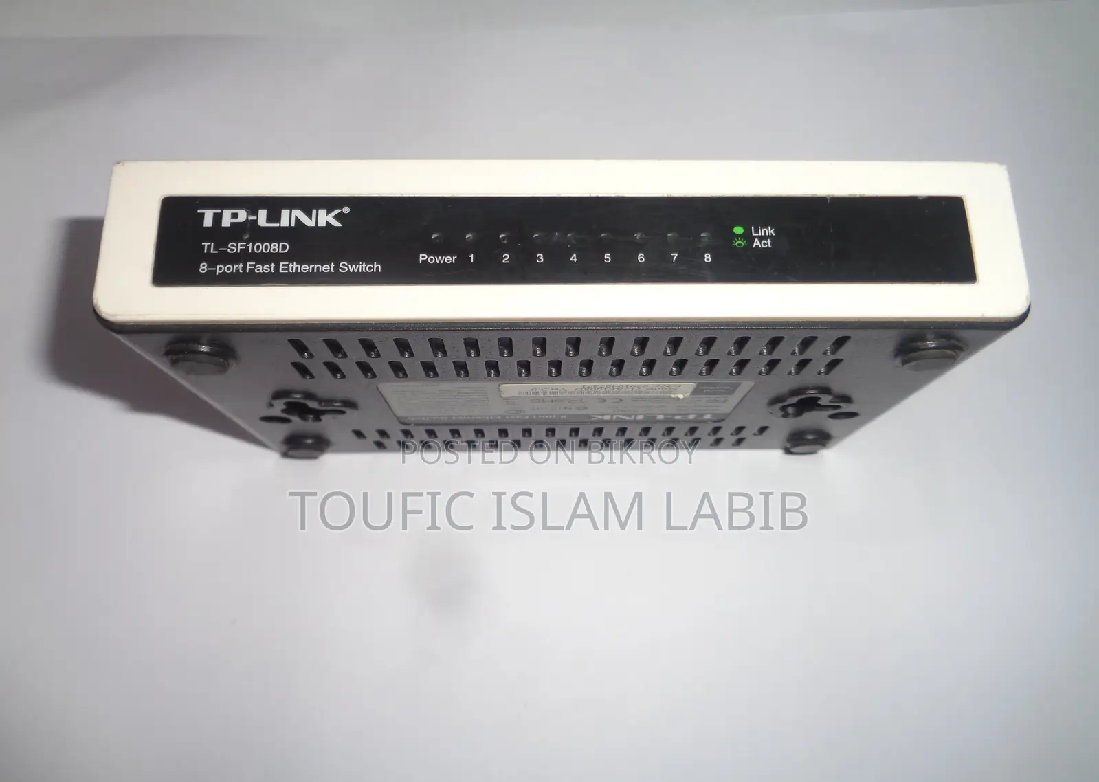 TP-Link Ethernet Switch [Tl-Sf1008d]