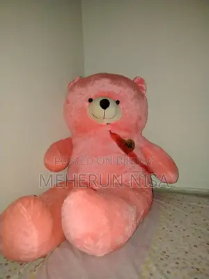 একটা ৫ ফুট বড়ো পুতুল বিক্রি হবে।