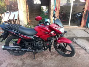 Hero Glamour 2017 Red