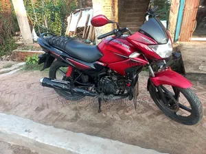 Hero Glamour 2017 Red