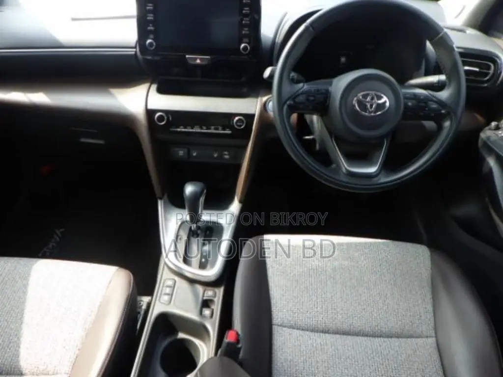 Toyota Yaris Cross 2021 Pearl