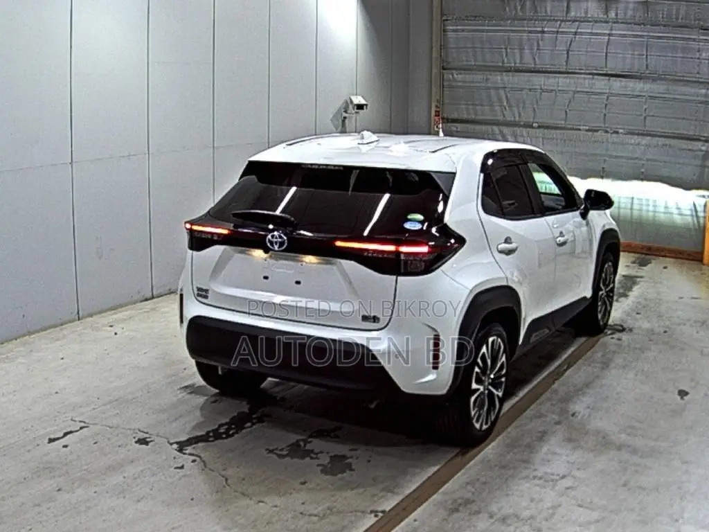 Toyota Yaris Cross 2021 Pearl