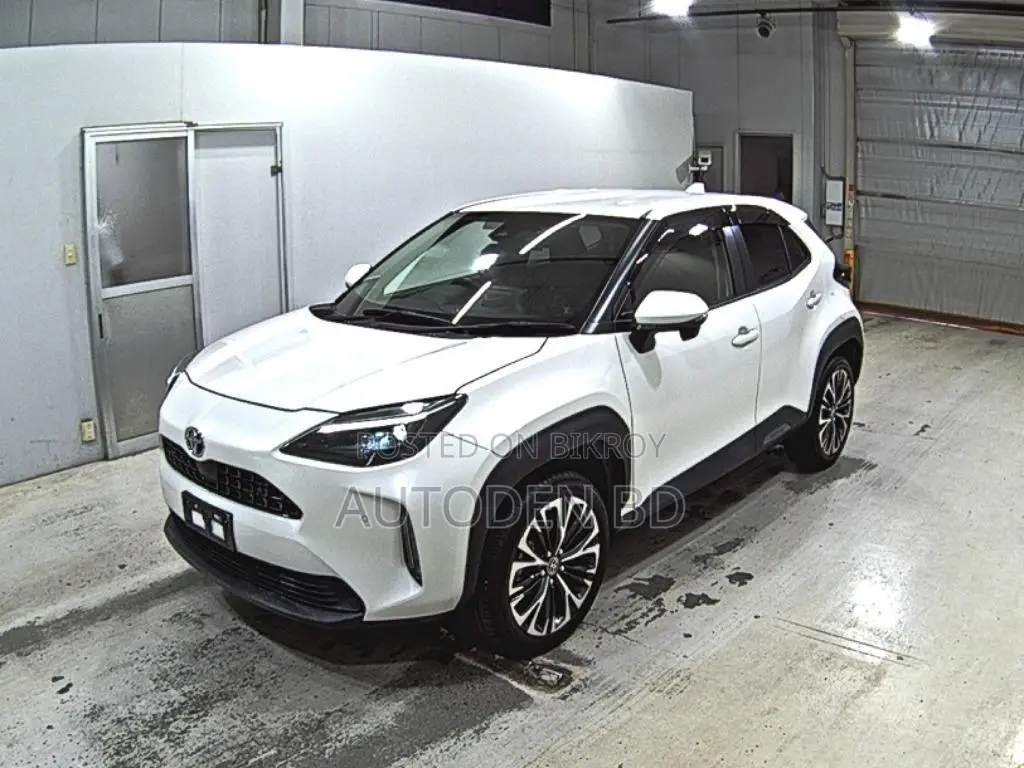 Toyota Yaris Cross 2021 Pearl